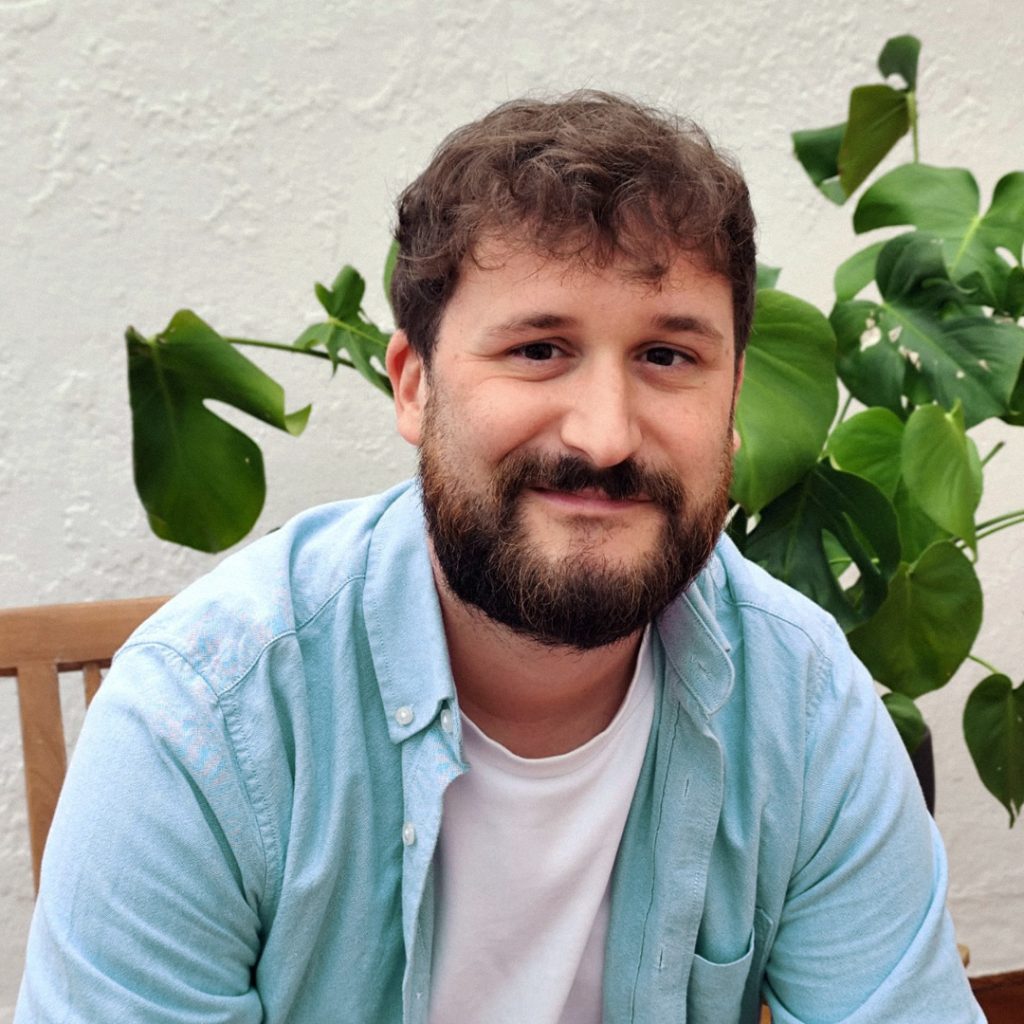 Foto del traductor Abraham Díaz López